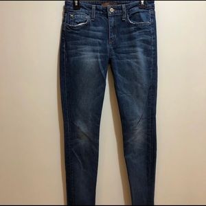 Joes Jeans size 26 the Skinny Ankle Medium Wash